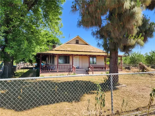 8536 East Nebraska Avenue, Selma, CA 93662