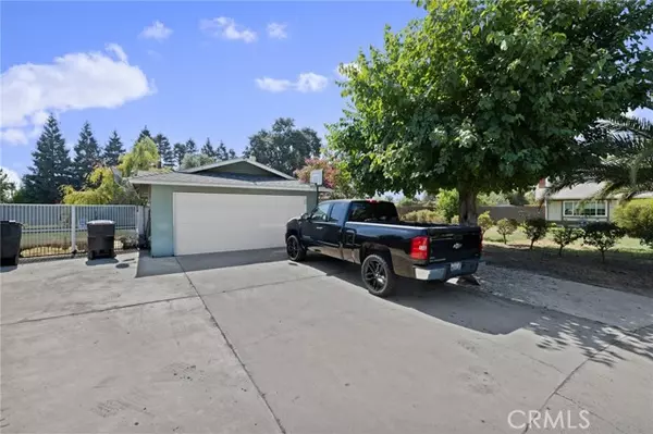 Visalia, CA 93291,437 East Oakridge Court