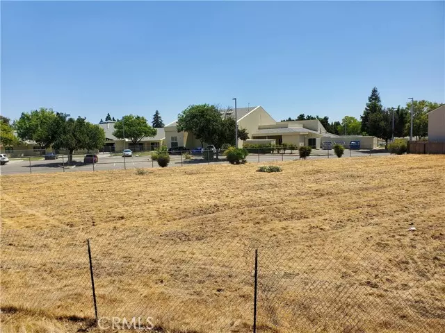 5044 East Alta Avenue, Fresno, CA 93727