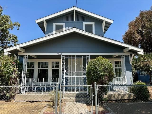 1605 East Hedges Avenue, Fresno, CA 93728