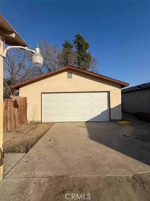 1909 Estes Avenue, Corcoran, CA 93212