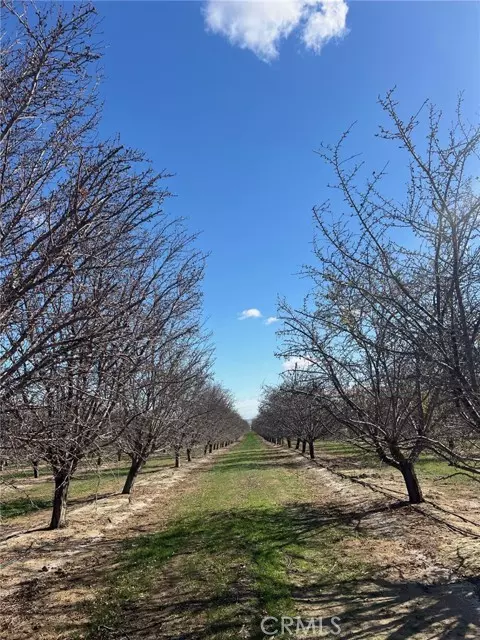 1 33rd Avenue, Avenal, CA 93204