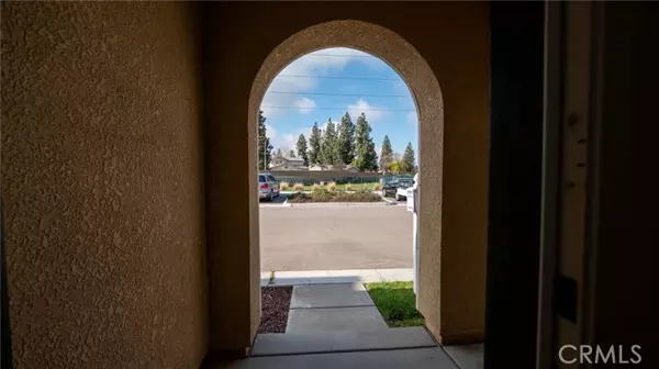 Fresno, CA 93722,6312 North Santa Lucia Way