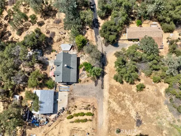 Mariposa, CA 95338,5238 Avoca Vale Road