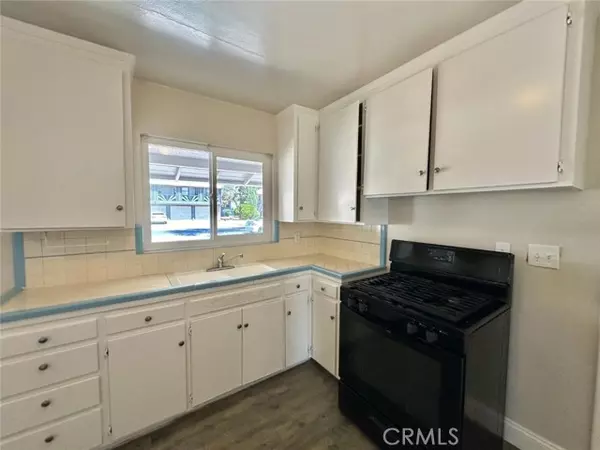 Fresno, CA 93703,1950 East Simpson Avenue