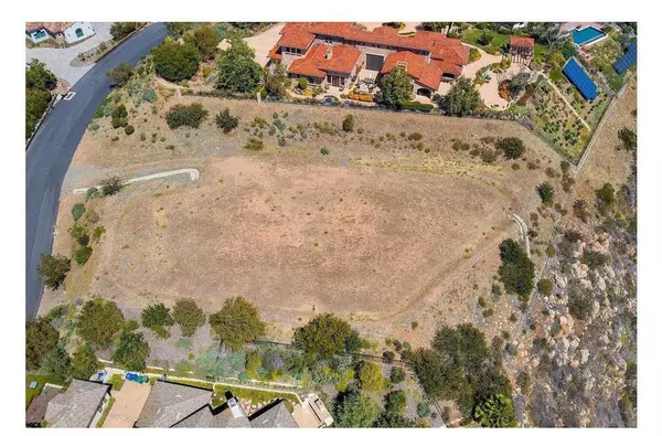 Rancho Santa Fe, CA 92067,18347 Via Ambiente