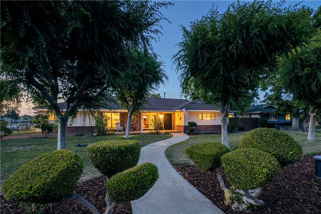 Fresno, CA 93711,1196 West San Madele Avenue
