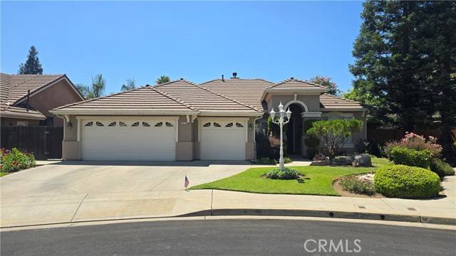 3018 Coventry Avenue, Clovis, CA 93611