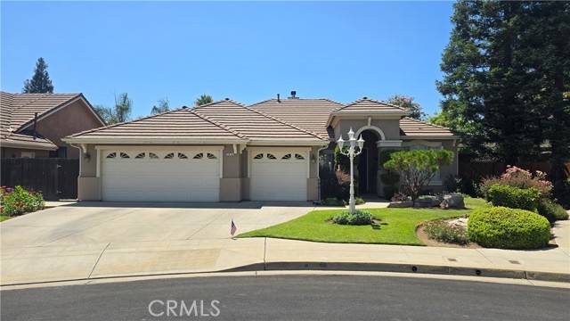 3018 Coventry Avenue, Clovis, CA 93611