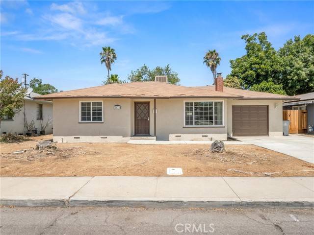 2135 Arden West Drive, Fresno, CA 93703