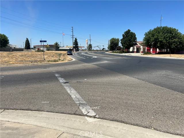 Tulare, CA 93274,1 M Street