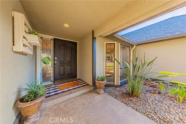 Fresno, CA 93720,779 East Cole Avenue