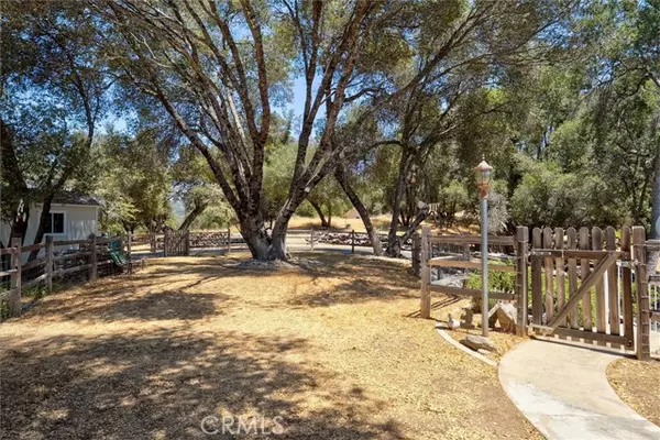 Oakhurst, CA 93644,39397 Moonray Lane