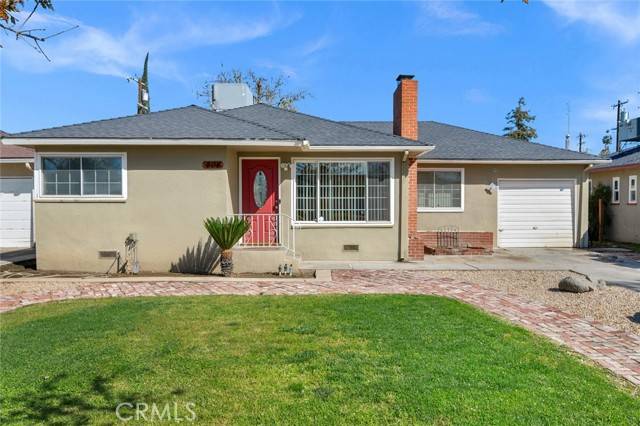 404 West Robinson Avenue, Fresno, CA 93705
