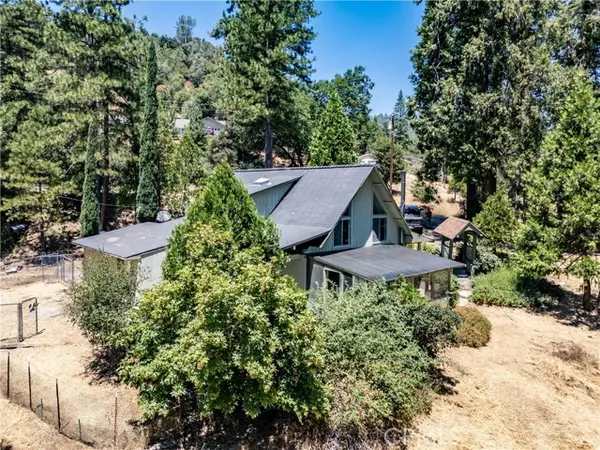 Mariposa, CA 95338,5552 Harris Cut Off Road