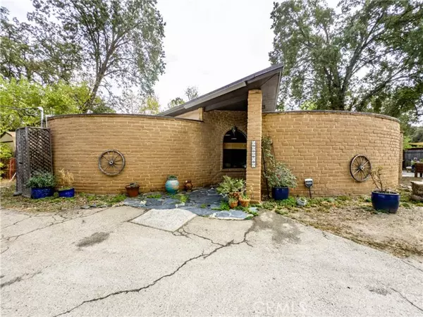 39979 Road 425b, Oakhurst, CA 93644