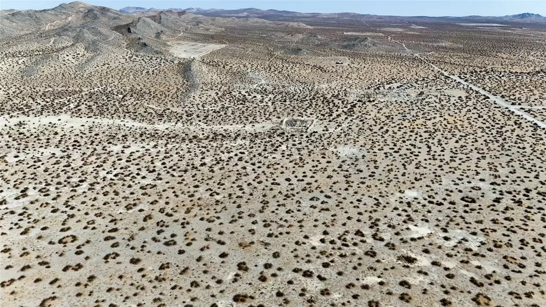 21 Lessing Avenue, Adelanto, CA 92301