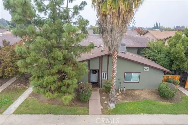 521 West Ashlan, Clovis, CA 93612