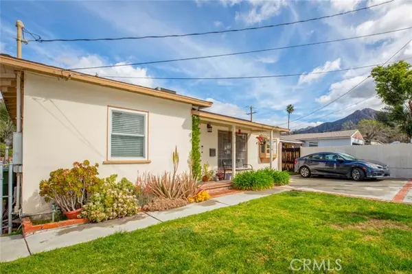 Sunland, CA 91040,8213 Grove Street