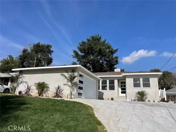 3849 Mayfield Avenue, Glendale, CA 91214