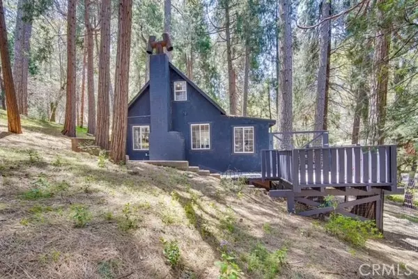 23014 Redwood Way, Crestline, CA 92325