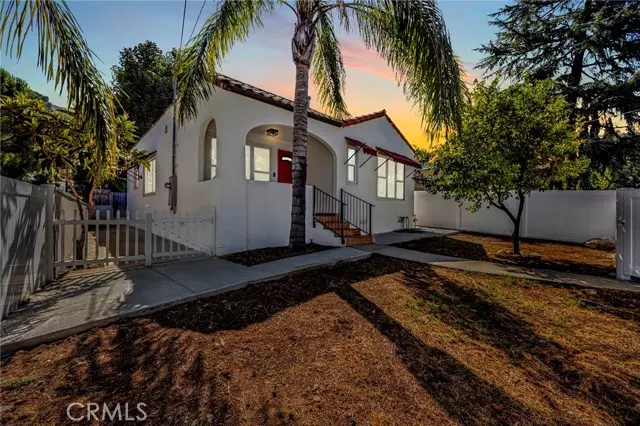 10648 Pinewood Avenue, Tujunga, CA 91042