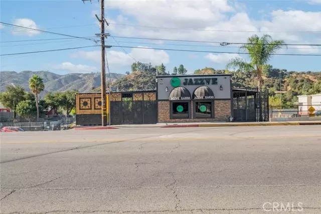 Tujunga, CA 91042,6500 Foothill Boulevard