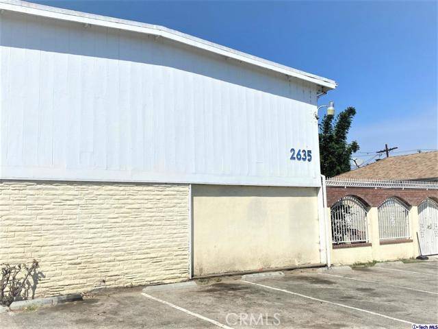 Los Angeles, CA 90016,2635 South Cloverdale Avenue
