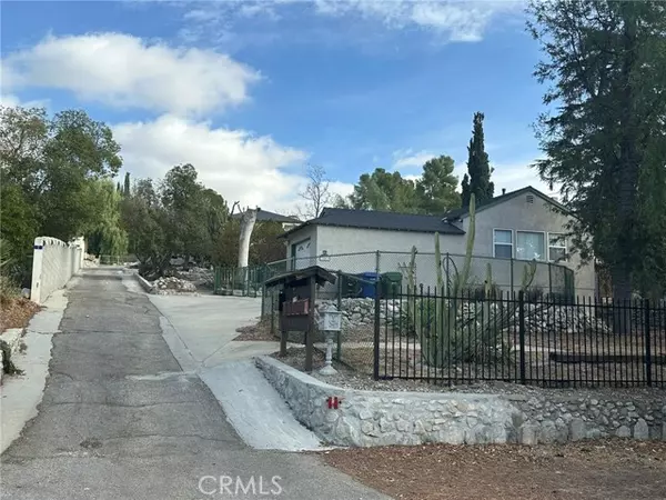 Tujunga, CA 91042,10408 Fairgrove Avenue