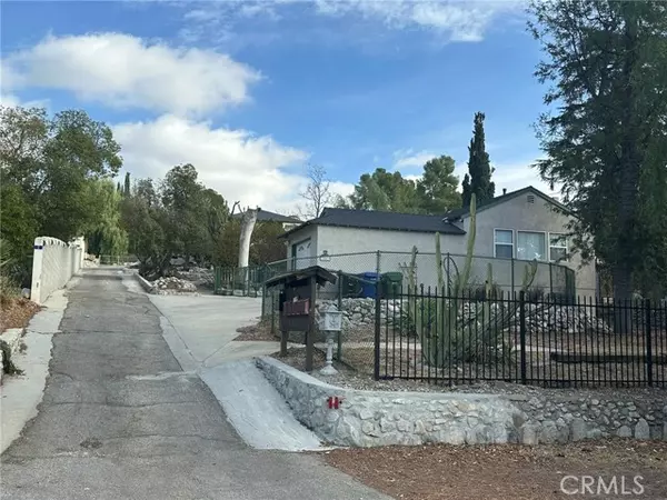 Tujunga, CA 91042,10408 Fairgrove Avenue