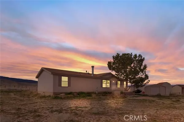 49611 Three Points Road, Lancaster, CA 93536