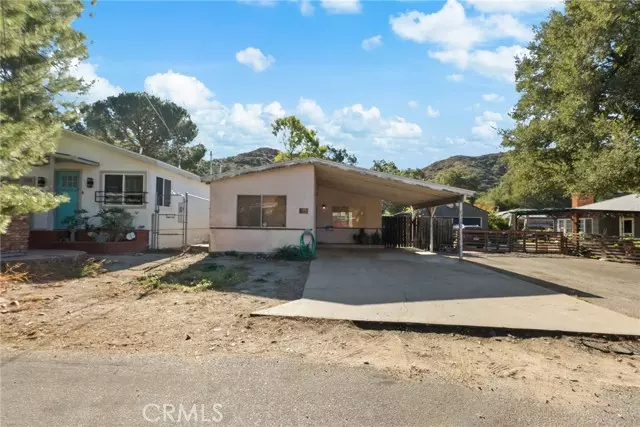 Tujunga, CA 91042,7526 Thousand Oaks Drive