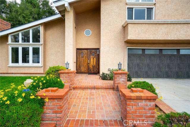 Chatsworth, CA 91311,10332 Steven Place