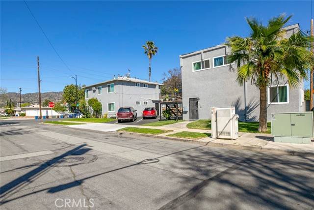 Burbank, CA 91506,1138 North Parish Place