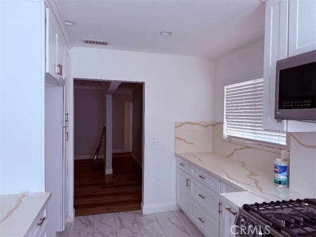North Hollywood, CA 91605,12016 Lorne Street
