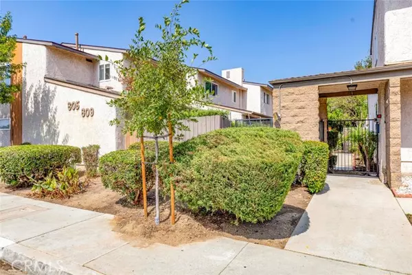 Glendale, CA 91205,809 East Acacia Avenue