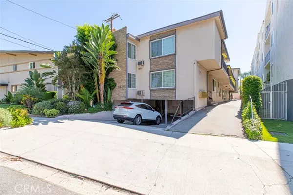 1814 Grismer Avenue, Burbank, CA 91504