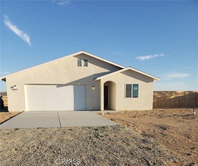 9878 Magnolia Avenue, California City, CA 93505