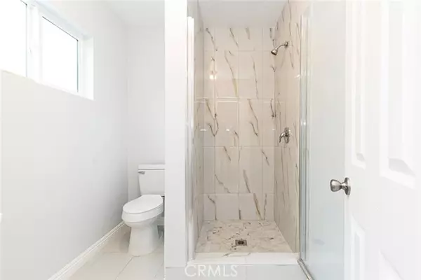 North Hollywood, CA 91606,6250 Vineland