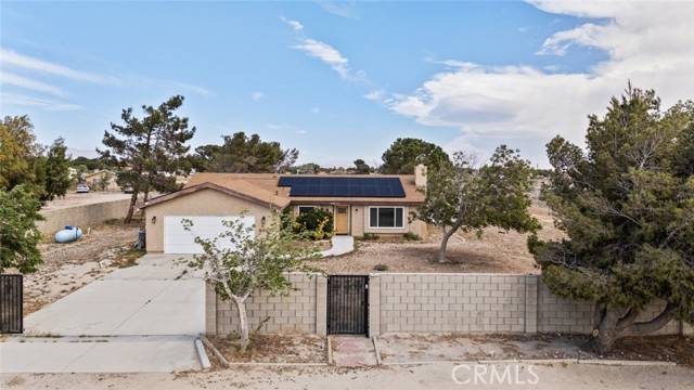 8225 West Avenue E4, Lancaster, CA 93536