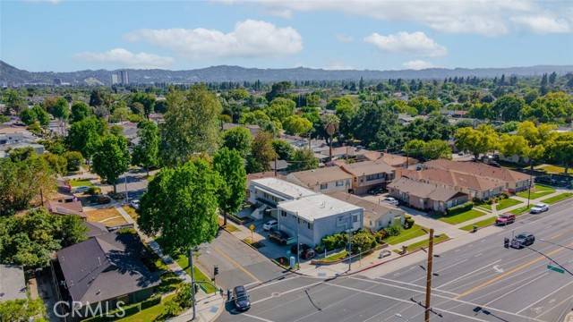 Burbank, CA 91506,1341 North Keystone Street