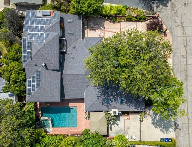La Crescenta, CA 91214,2410 West Cinco Casitas Lane