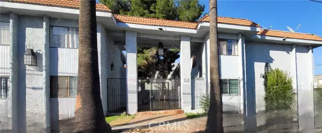 Panorama City, CA 91402,14805 Chase Street