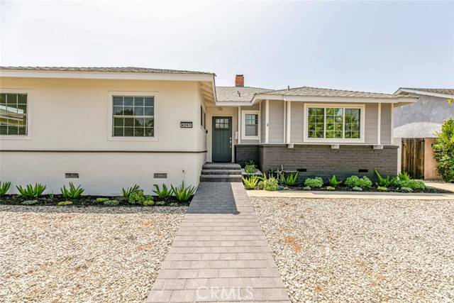 6261 Tampa Avenue, Tarzana, CA 91335