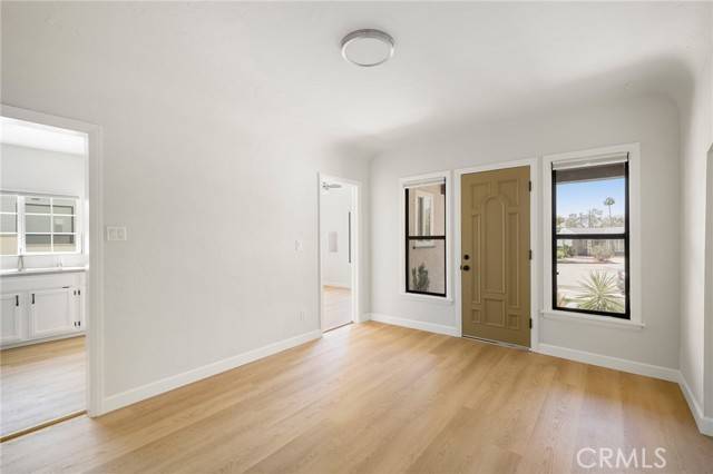 Glendale, CA 91202,809 Omar Street