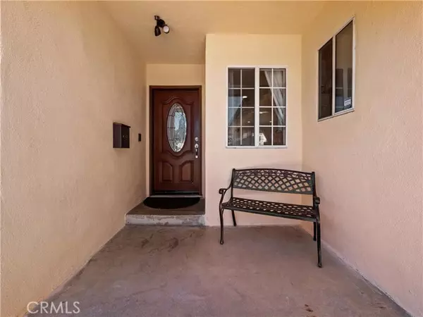 North Hollywood, CA 91605,7103 Van Noord Avenue