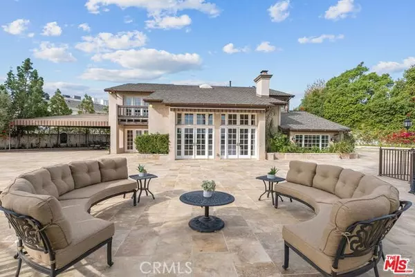 15464 Duomo Via Street, Bel Air, CA 90077