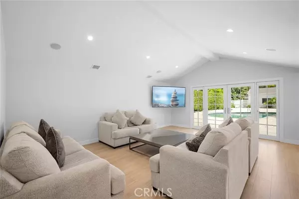 Northridge, CA 91325,17437 Chase Street