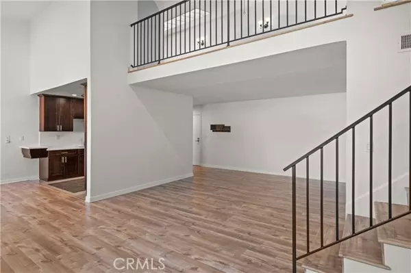 Glendale, CA 91207,320 East Stocker Street