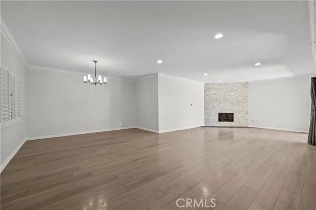 Valley Village, CA 91607,12355 Chandler Boulevard